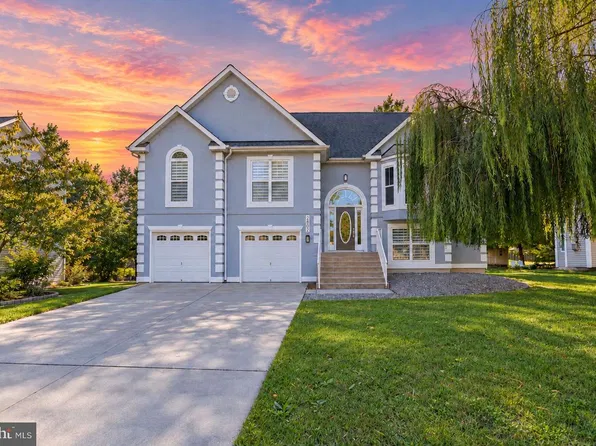 2802 Dwight Ave, Colonial Beach, VA 22443