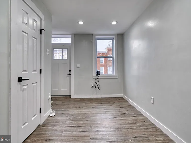 1125 Washington Blvd — Photo 43