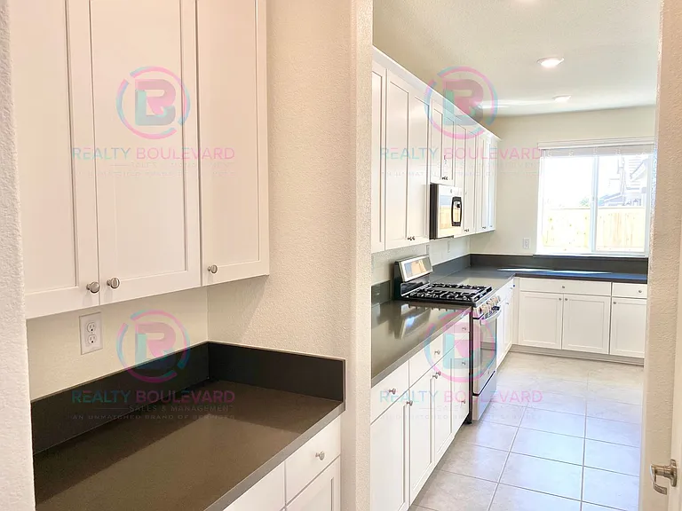 1127 Winter Hawk Way — Photo 7