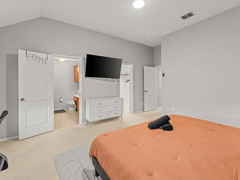 9412 Caliente Dr — Photo 28