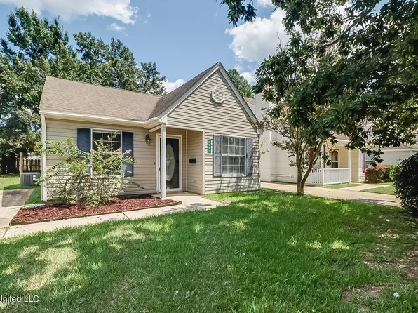 2392 Grants Ferry Dr, Biloxi, MS 39531