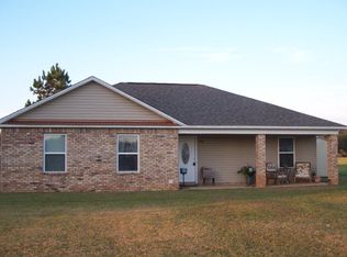 135 Eagles Loop, Robertsdale, AL 36567