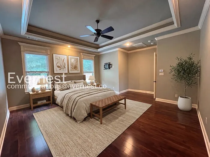 4 bed, 5.0 bath, 3650 sqft, $3,645 — Photo 3