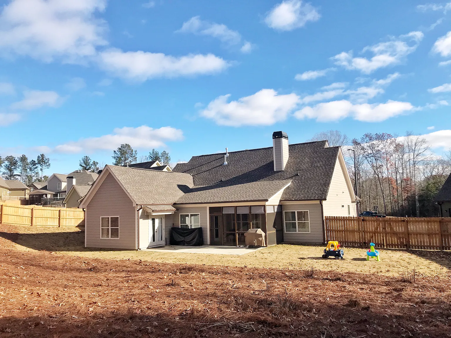 152 Worthington Ln photo 1