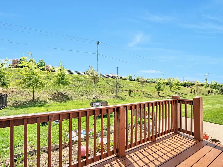 1001 Ryecroft Ln — Photo 30