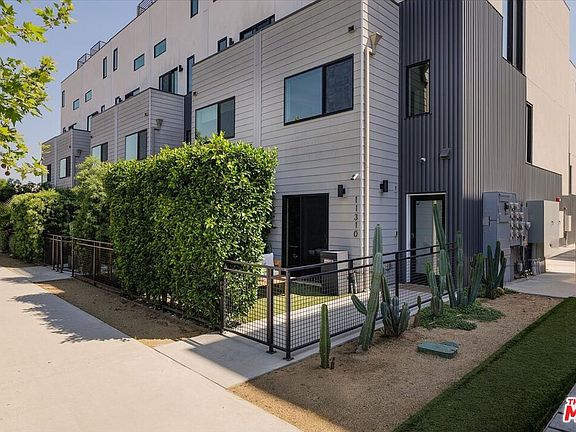 3rd image of 11310 Victory Blvd