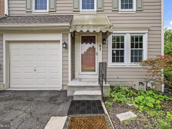 41 Rosland Ct, Baltimore, MD 21208