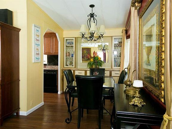 5th image of 456 Marlin Cir