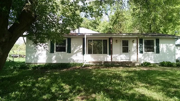 8247 Water St photo 1