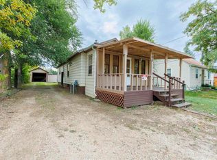 703 Lawrence St, Belle Fourche, SD 57717