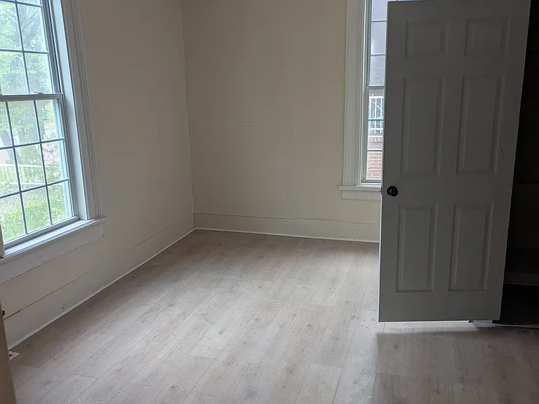 1394 Ross St — Photo 37
