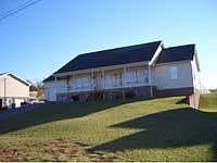 1st image of 204 Pinebark Dr