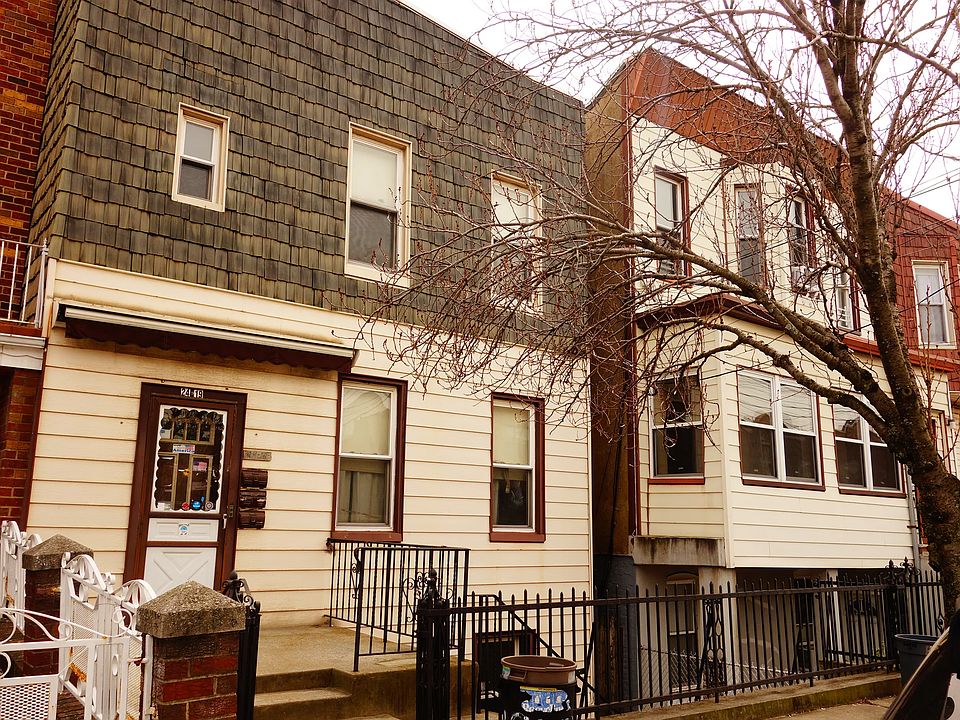 1st image of 2419 23rd St