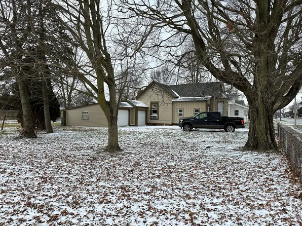2827 Main St, Elwood, IN 46036