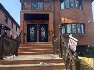6422 232nd St, Flushing, NY 11364