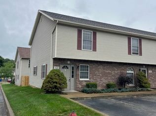 3428 S Oaklawn Cir, Bloomington, IN 47401