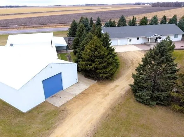 1318 161st St, Holland, MN 56139