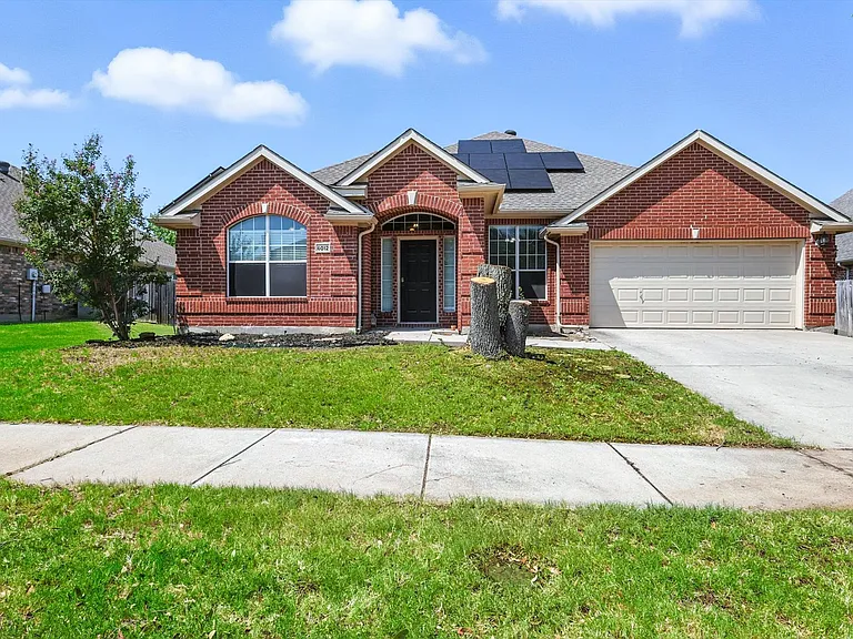 6012 Parkplace Dr — Photo 1