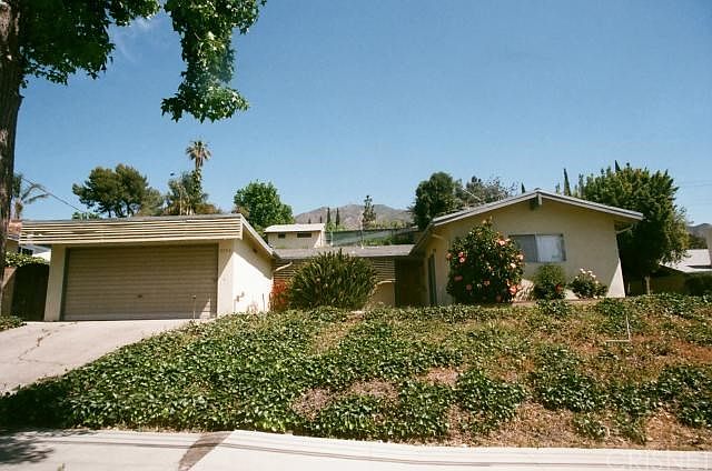1st image of 3733 Santa Carlotta St