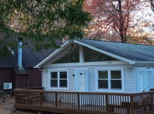 4705 Norwood Ln, Tobyhanna, PA 18466