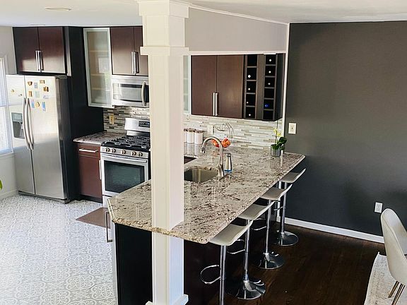 4th image of 168 Roseland Ave APT 4