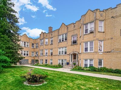 2419 N Oak Park Ave APT 2D, Chicago, IL, 60707