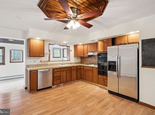 2409 S Hicks St #11, Philadelphia, PA 19145