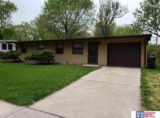 731 Eastborough Ln, Lincoln, NE 68505