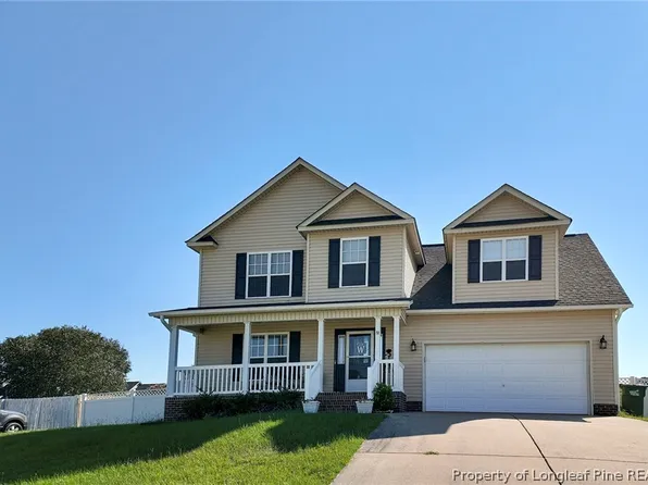 86 Scotland Dr, Spring Lake, NC 28390