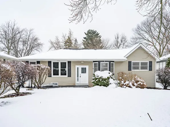 23529-23531 N Field Rd, Lake Zurich, IL 60047