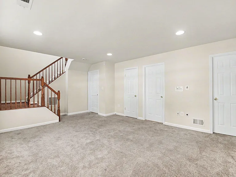 1114 Ellis Ave — Photo 20
