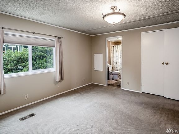5th image of 5900 64th St NE Unit 154