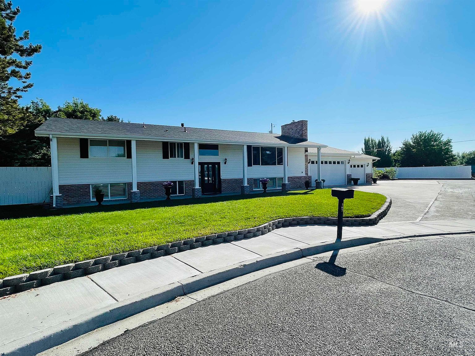 167 NW 19th St, Ontario, OR 97914 Zillow