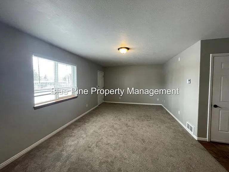 1455 Fox Ct — Photo 19