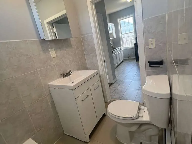 190-192 Hamilton Ave #8 — Photo 9