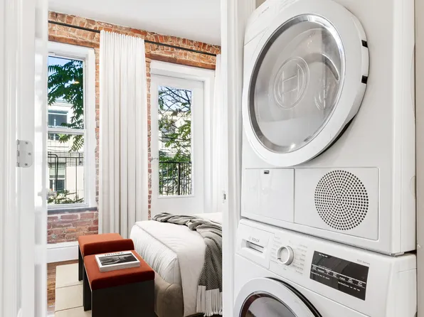 119 Christopher Street image 6 of 21