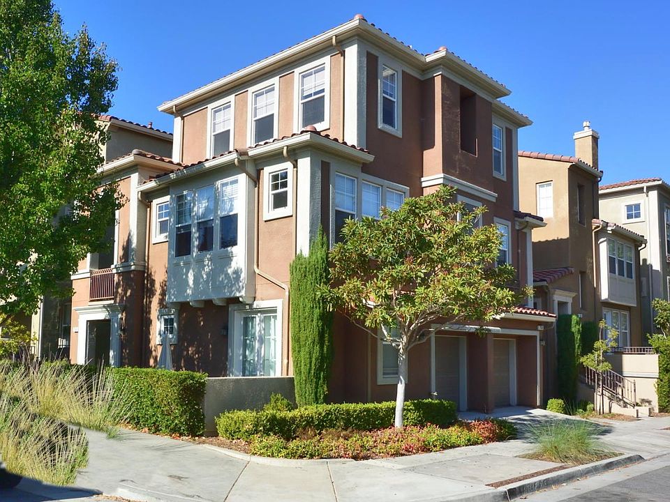 1st image of 750 Adeline Ave