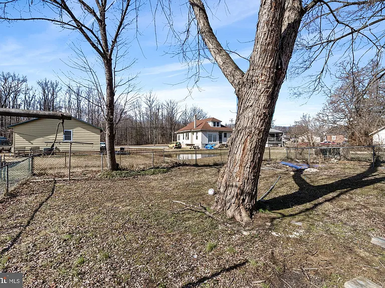42 Holcumb Ct — Photo 38