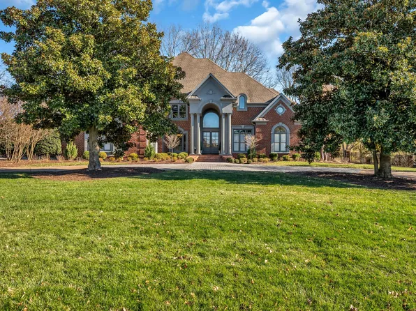 508 Lake Valley Ct, Franklin, TN 37069