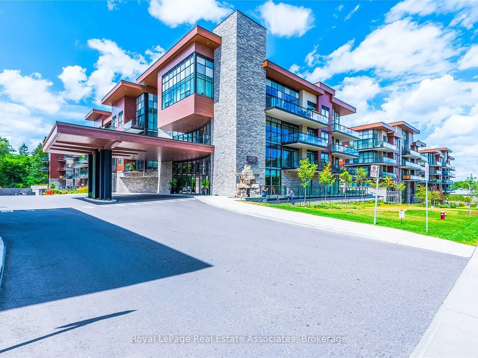 1 bed, $2,300 — Photo 1