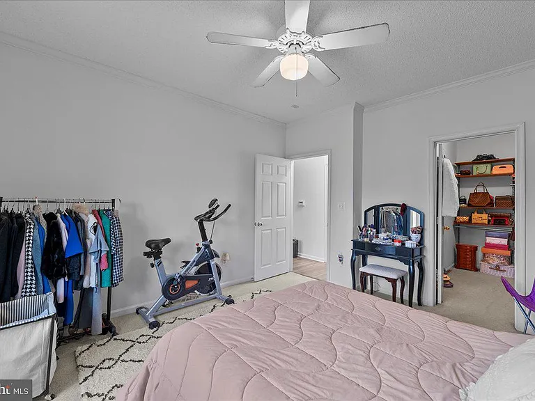 1708 Lake Shore Crest Dr #24 — Photo 17