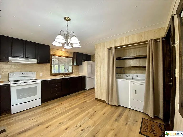 1240 Highview St — Photo 15