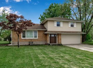 375 Maple Rd, Williamsville, NY 14221