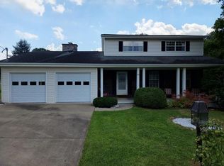 115 Beaver St, Daniels, WV 25832