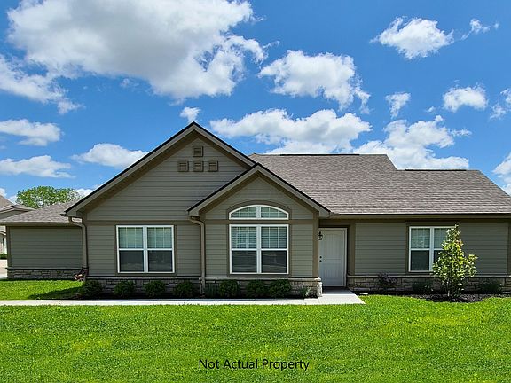 2nd image of 704 Olde Creek Dr