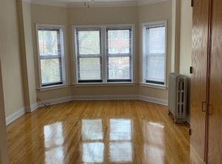 5479 S Everett Ave APT 2N, Chicago, IL 60615