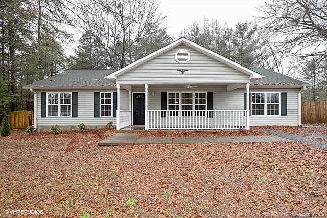 1st image of 122 Braxton Dr