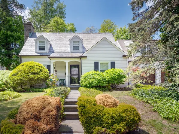 19 Reynal Road, White Plains, NY 10605