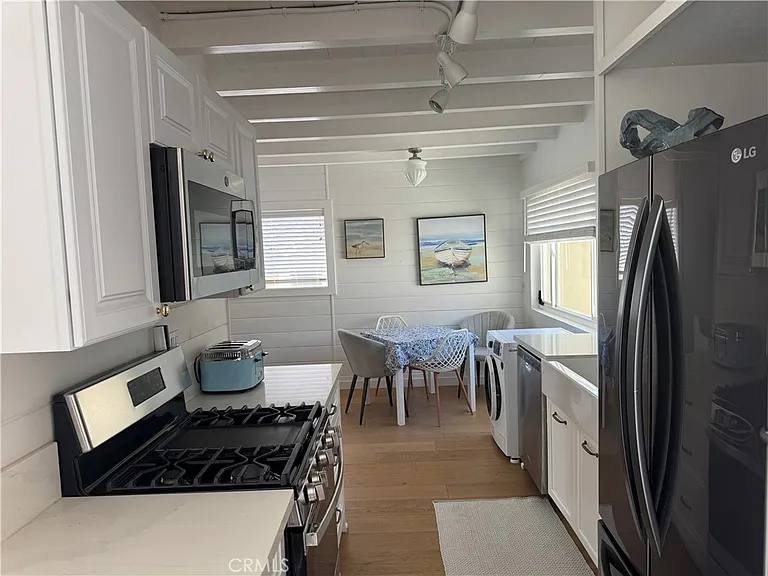 1398 Seacoast Dr #B — Photo 18