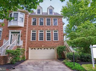 12652 Granite Ridge Dr, Gaithersburg, MD 20878